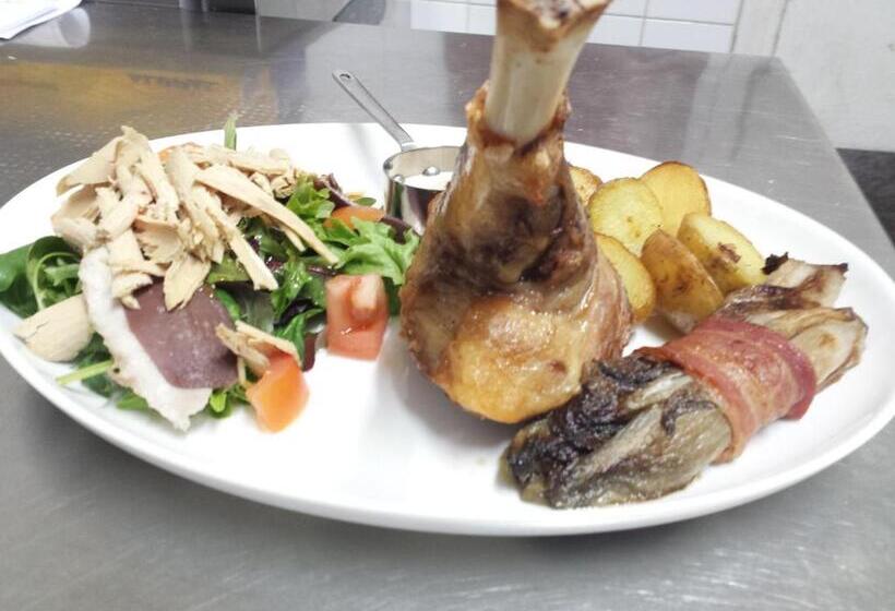 ホテル Hôtel Pedussaut