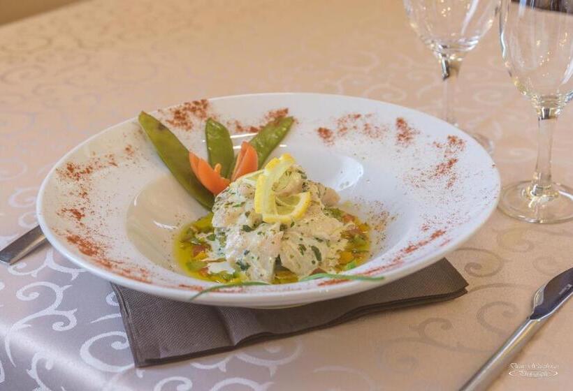 ホテル Hôtel Pedussaut