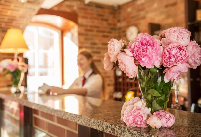 호텔 Hugo Business & Spa