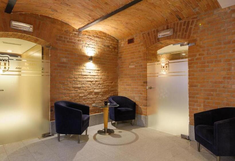 호텔 Hugo Business & Spa