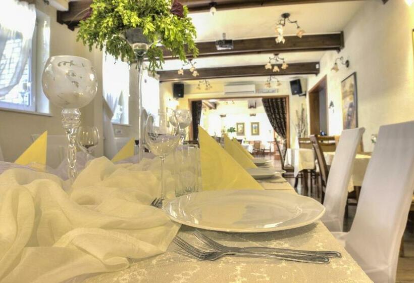 בית מלון כפרי I Restauracja Nad Jeziorem