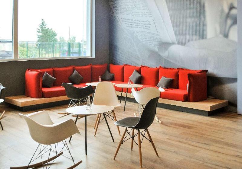 Отель Ibis Sofia Airport