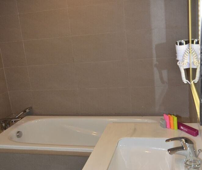 酒店 Ibis Styles Jakarta Airport