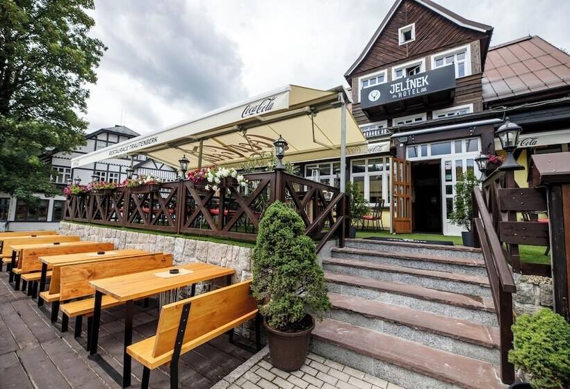 בית מלון כפרי Jelinek