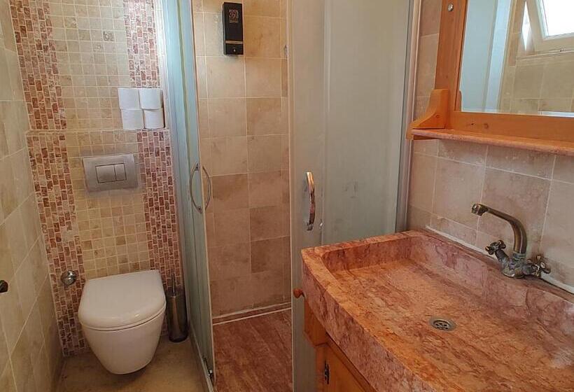 Hotel Kemerlihan Deluxe