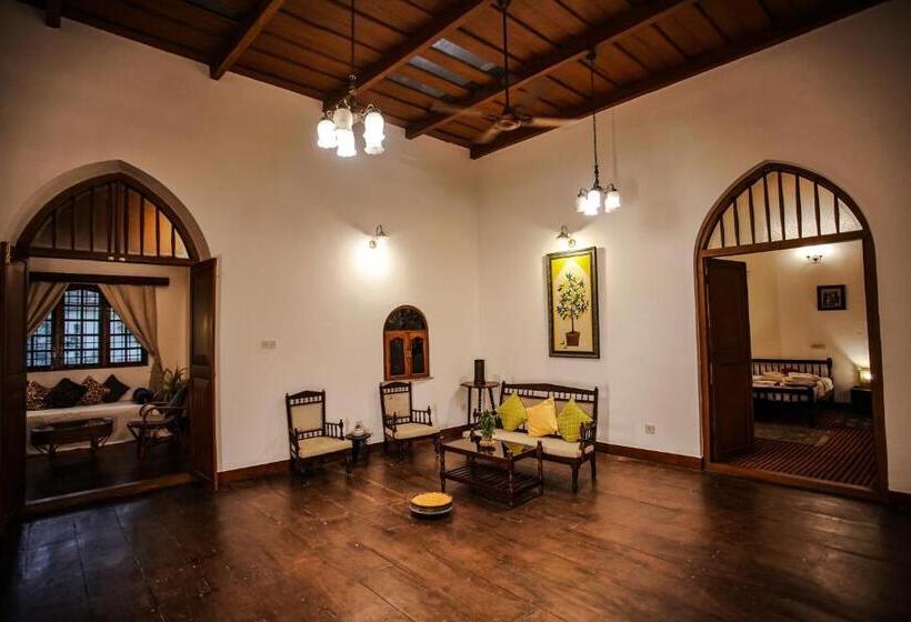 Отель Kimansion Inn