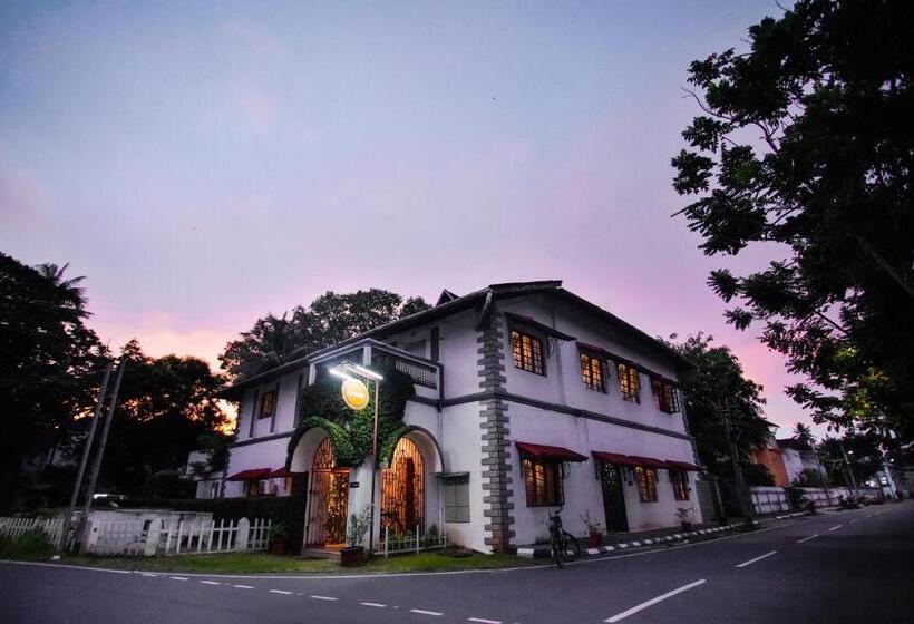 Отель Kimansion Inn