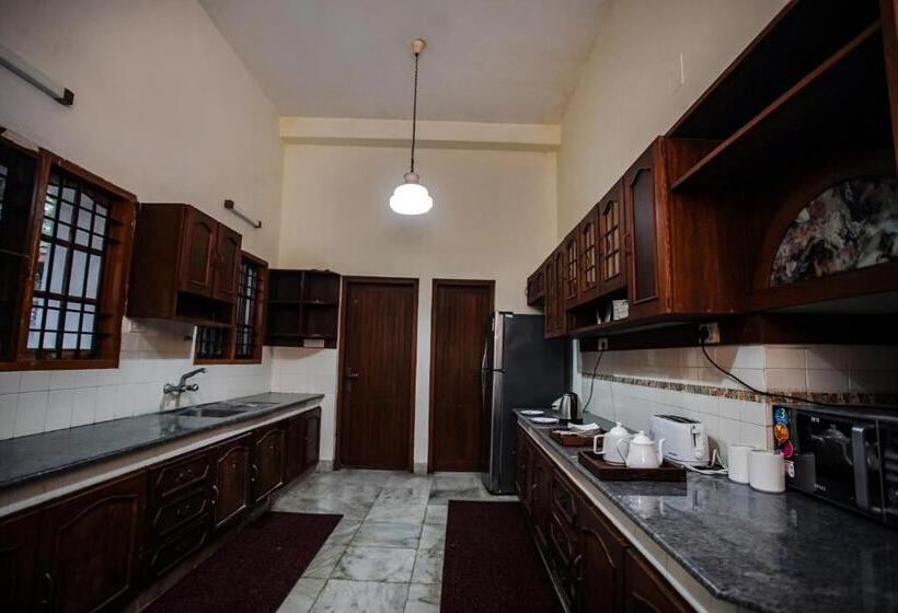 Отель Kimansion Inn