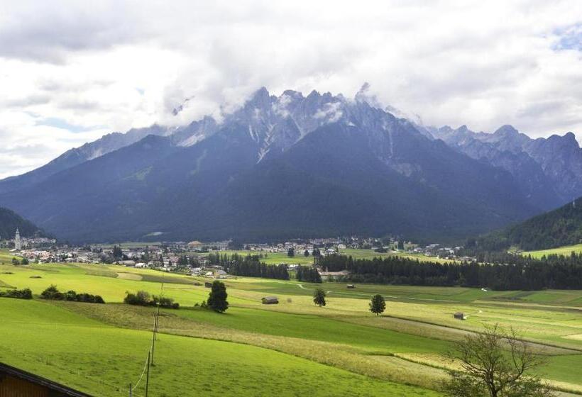 בית מלון כפרי Kirchenwirt