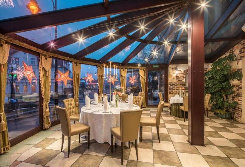 فندق Maria Helena