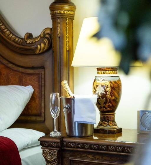 فندق Maria Helena