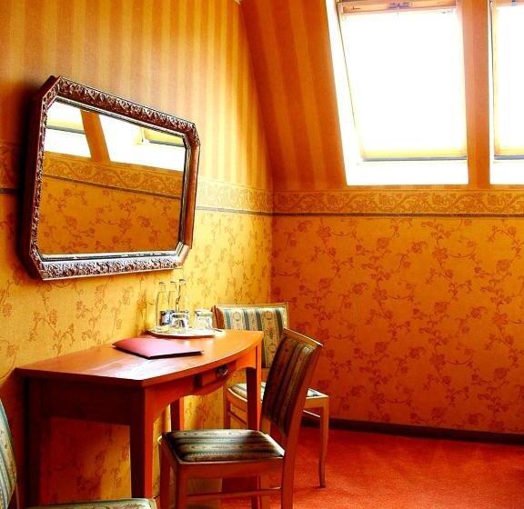 Отель Marmułowski