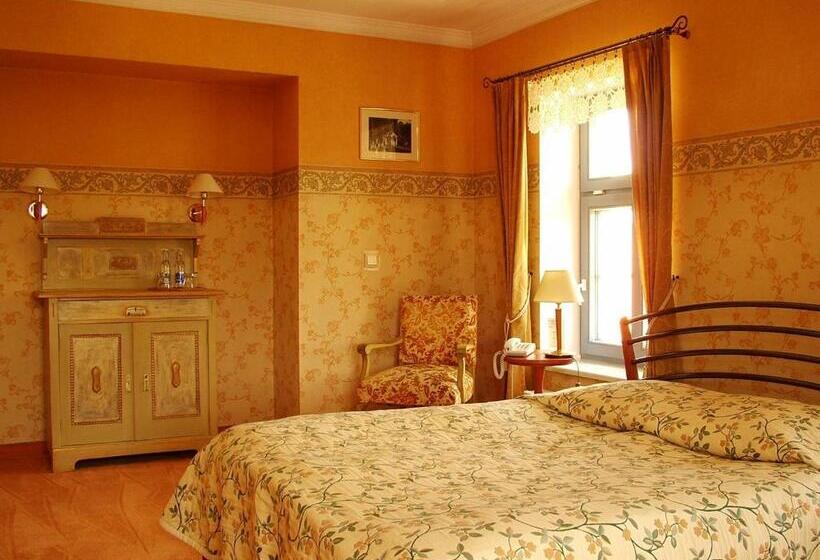 Отель Marmułowski