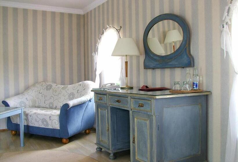 Отель Marmułowski