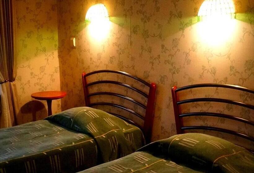 Отель Marmułowski