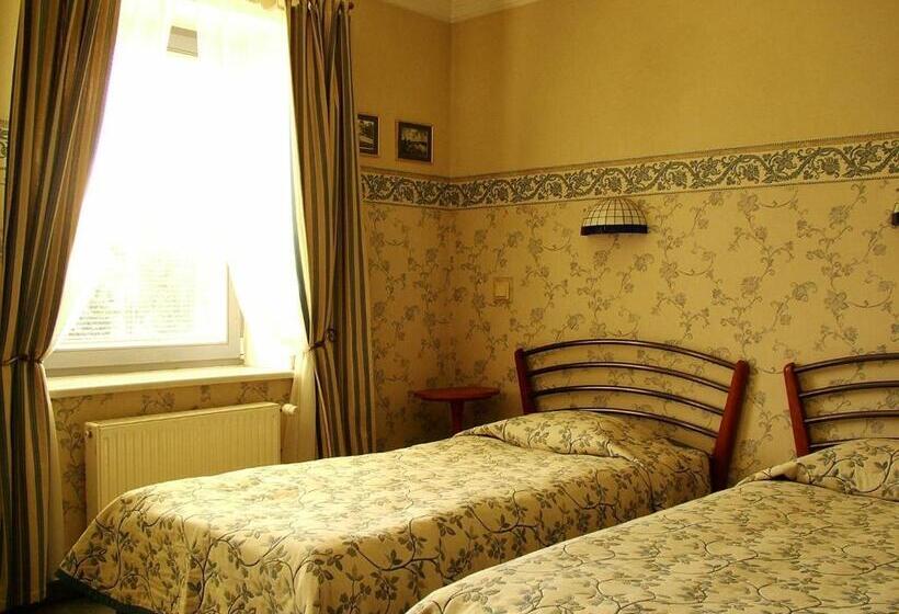 Отель Marmułowski