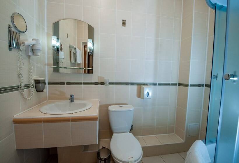 בית מלון כפרי Palace Ukraine