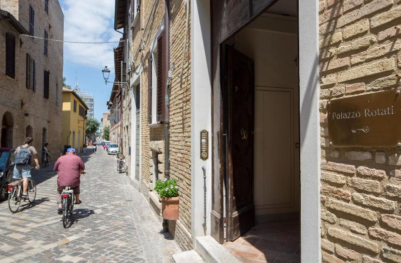 Отель Palazzo Rotati