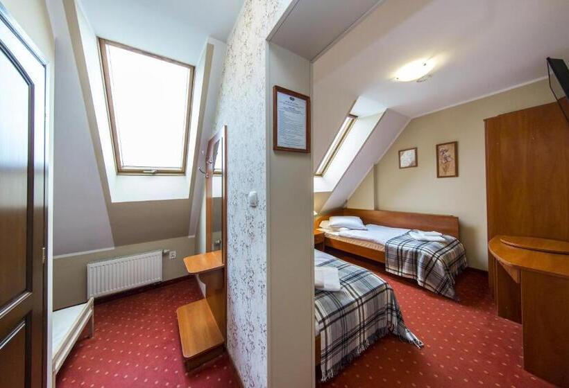 فندق Pensjonat Pod Tatrami