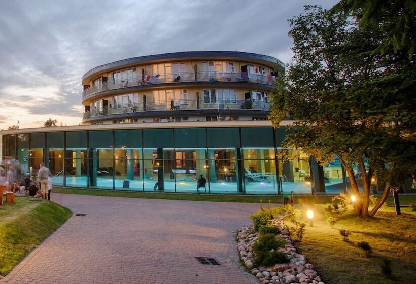 هتل Primavera Jastrzębia Góra