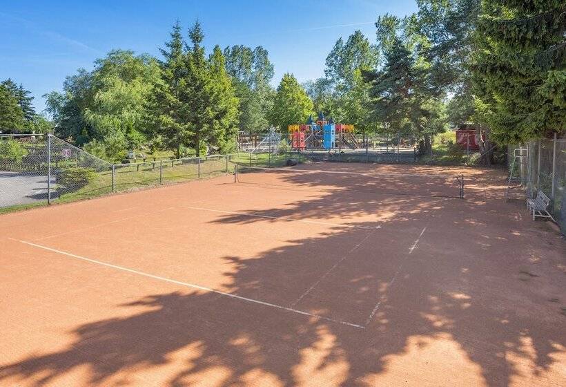 هتل Primavera Jastrzębia Góra