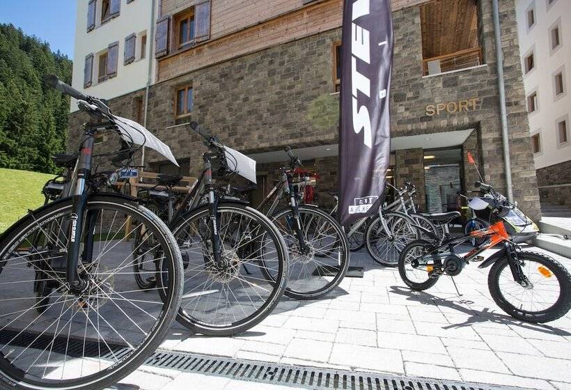 فندق Priva Alpine Lodge Lenzerheide