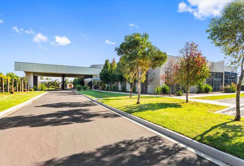 Quality Hotel Point Cook