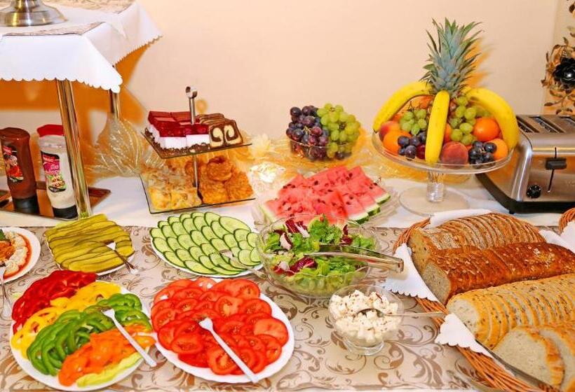 هتل Apartament Rades