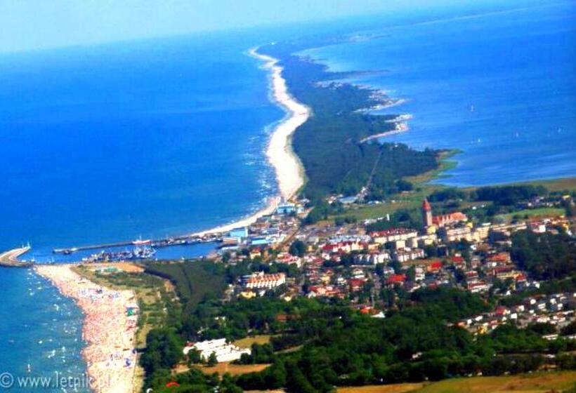 هتل Apartament Rades