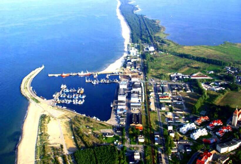 هتل Apartament Rades