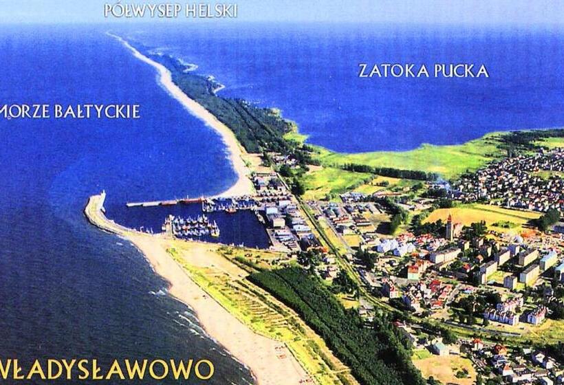 هتل Apartament Rades