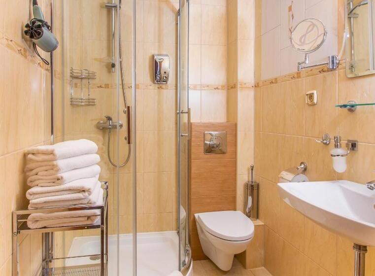 هتل Apartament Rades