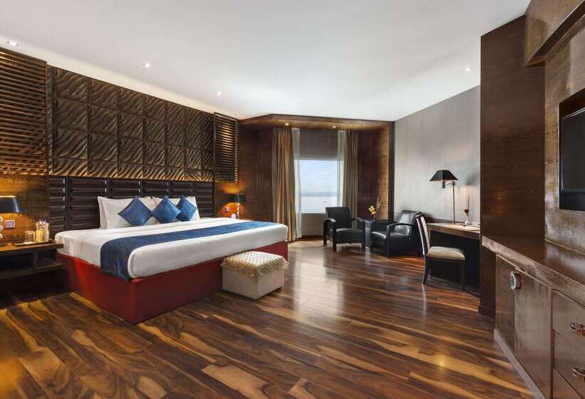 هتل Ramada By Wyndham Alleppey