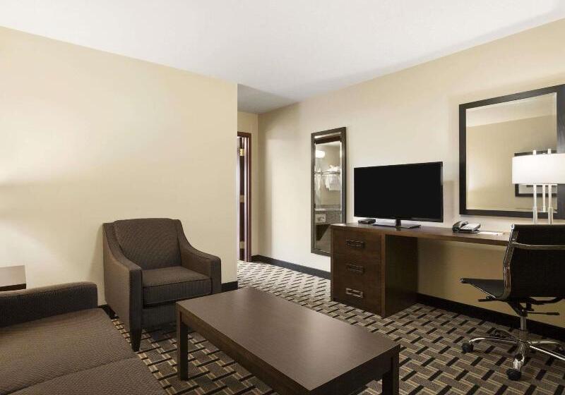 فندق Ramada By Wyndham Edson