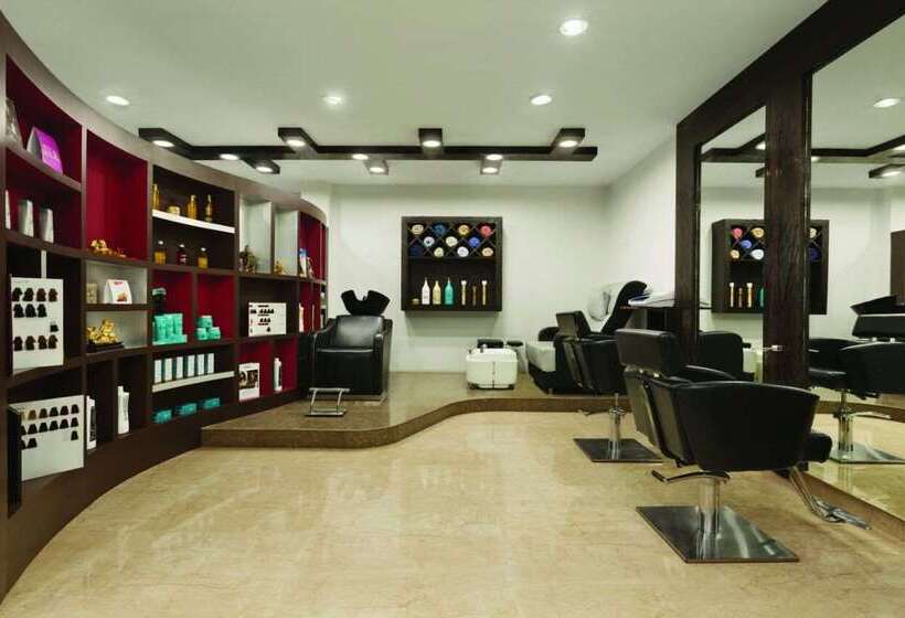 호텔 Ramada By Wyndham Jamshedpur