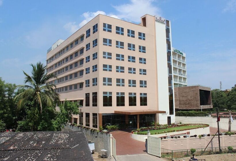 호텔 Ramada By Wyndham Jamshedpur