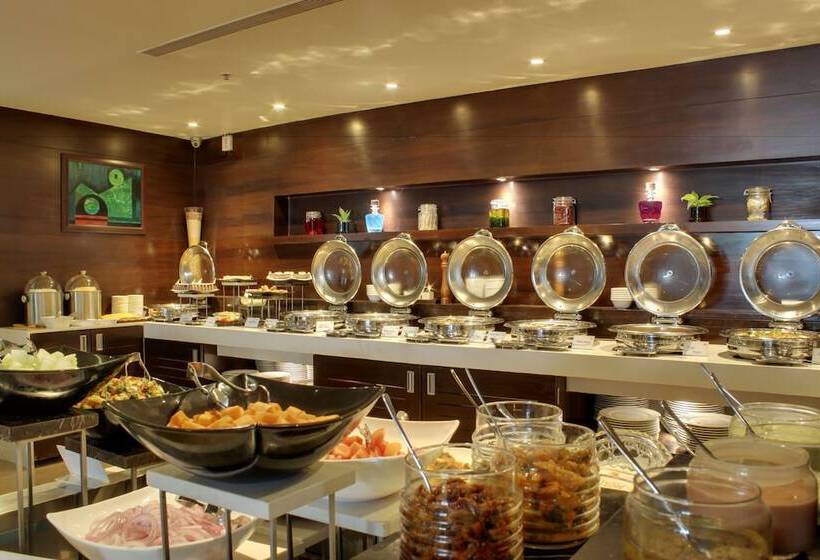 فندق Ramada Encore Domlur Bangalore