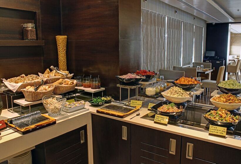 فندق Ramada Encore Domlur Bangalore