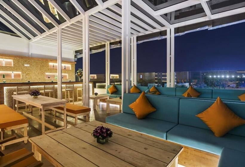 فندق Ramada Encore Domlur Bangalore