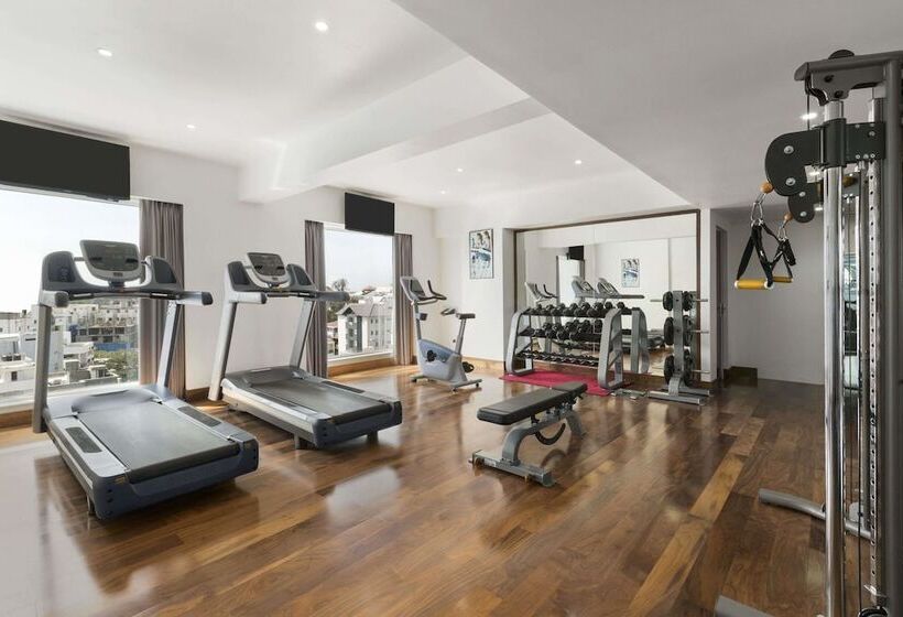 فندق Ramada Encore Domlur Bangalore