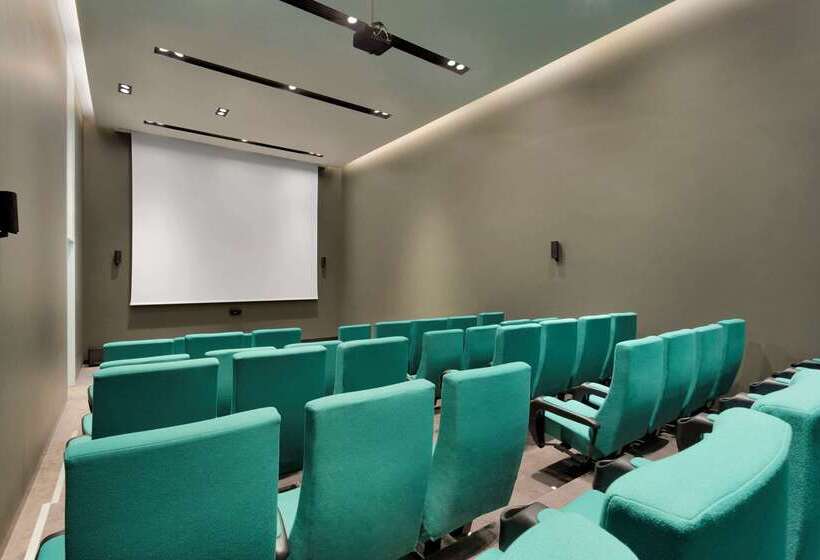 ホテル Ramada Plaza By Wyndham Istanbul Asia Airport