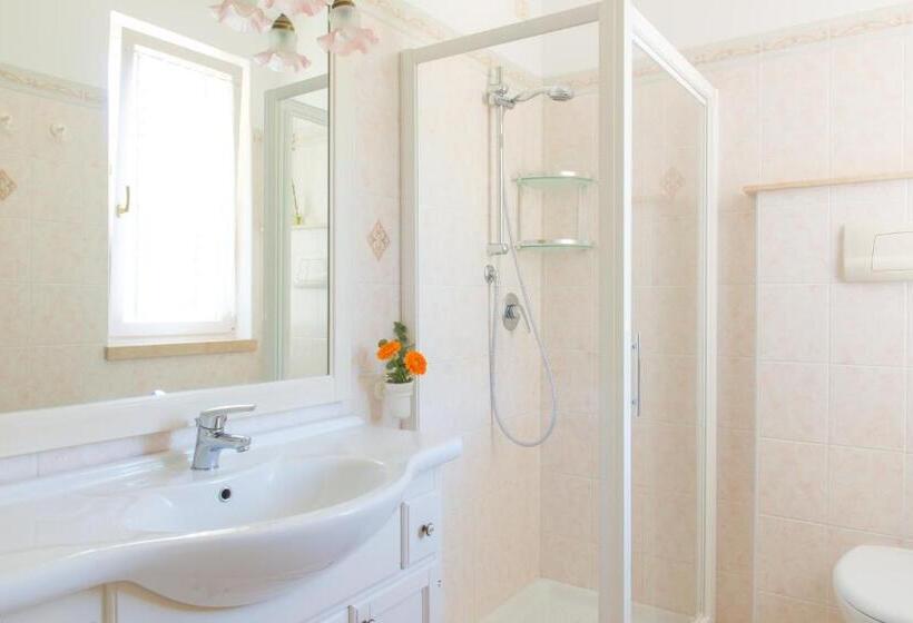 בית מלון כפרי Residence Terry