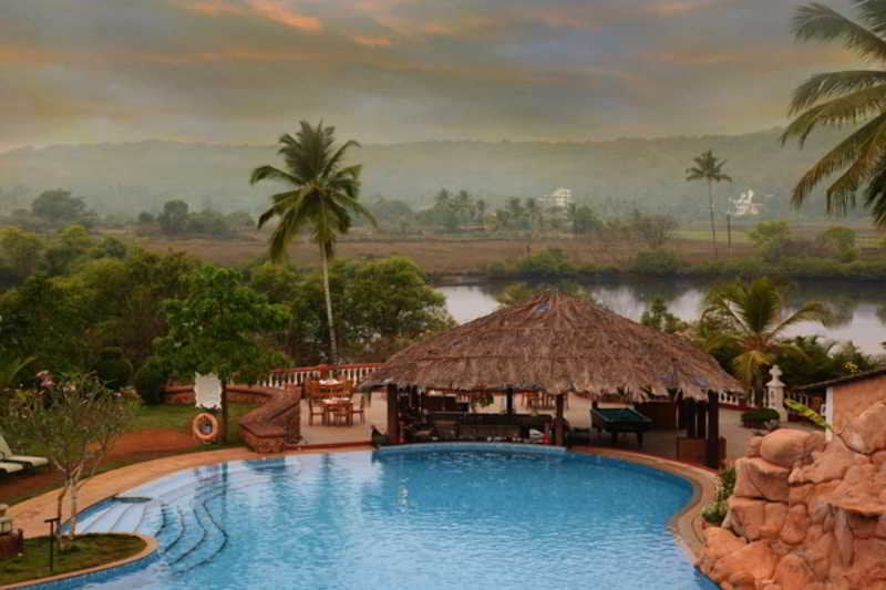 فندق Rio Residency