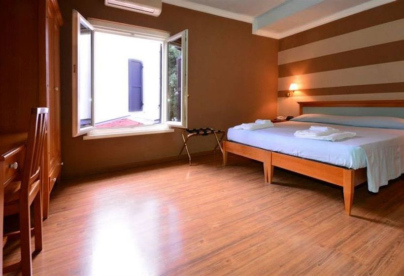 ホテル Ristorante La Grotta