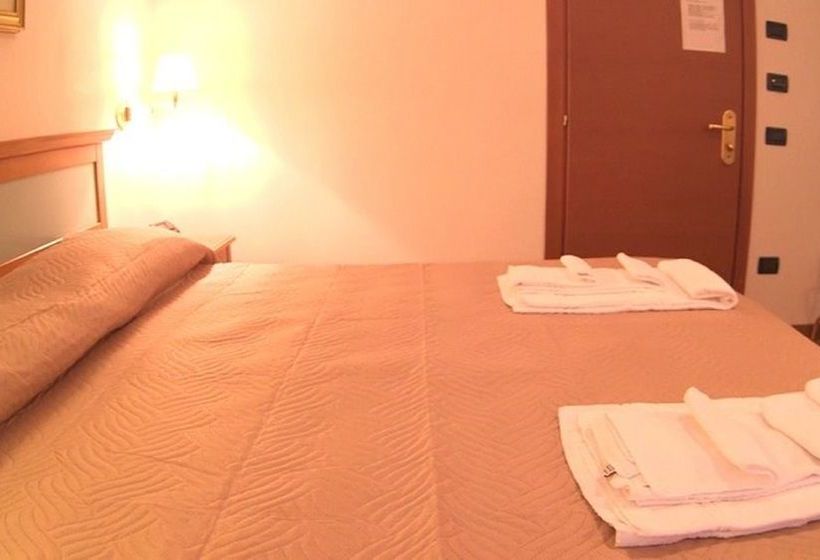 ホテル Ristorante La Grotta