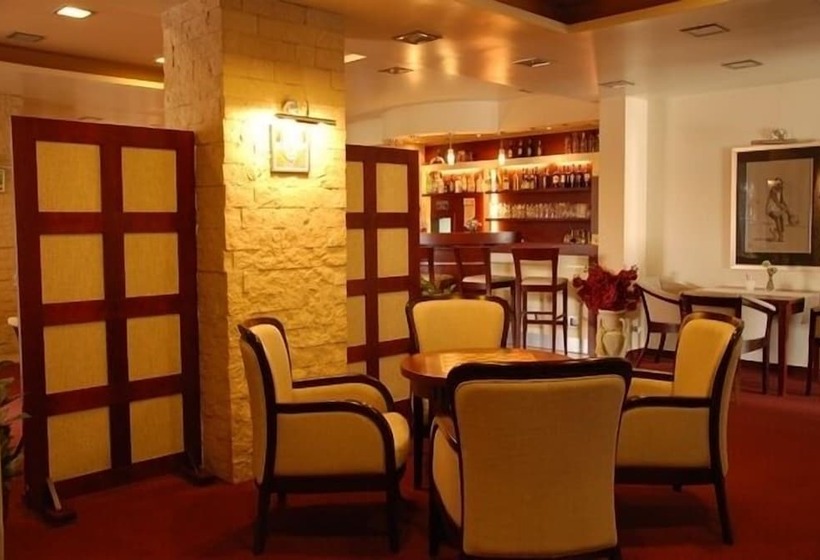 בית מלון כפרי Rodan