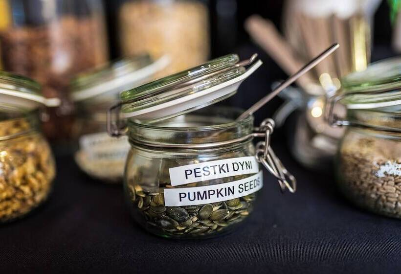 בית מלון כפרי Rodan