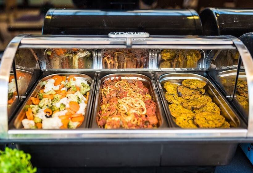 בית מלון כפרי Rodan