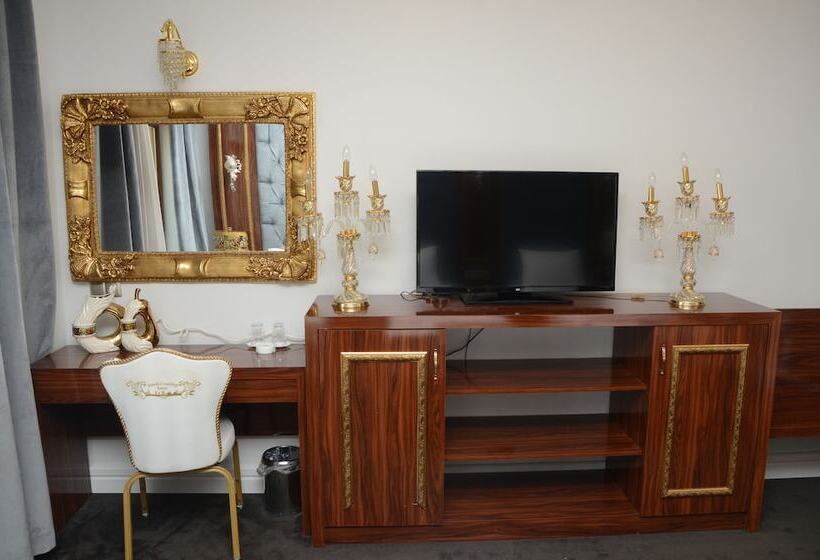 هتل Sahra Airport