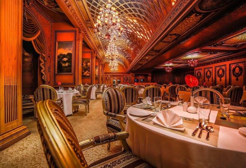 هتل Ramoji Film City  Sitara Luxury